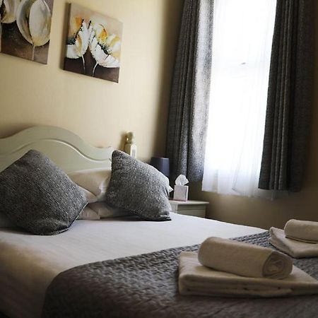 Bed and Breakfast The Thornhill à Teignmouth Extérieur photo