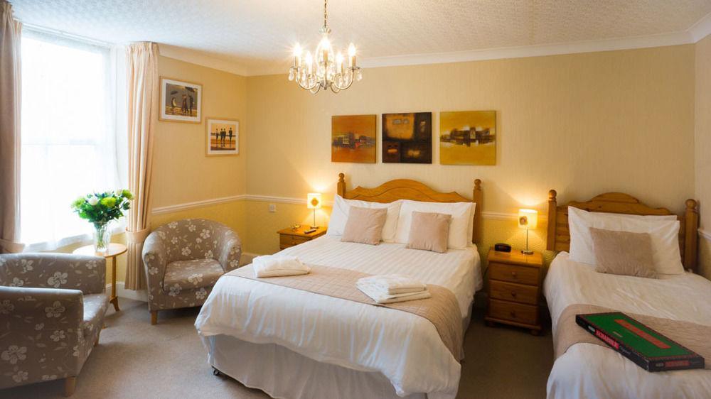 Bed and Breakfast The Thornhill à Teignmouth Extérieur photo