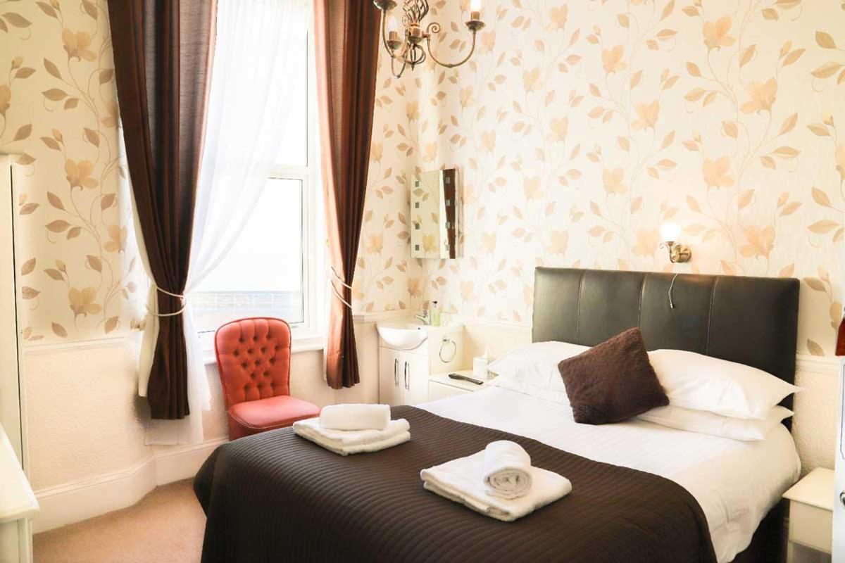 Bed and Breakfast The Thornhill à Teignmouth Extérieur photo