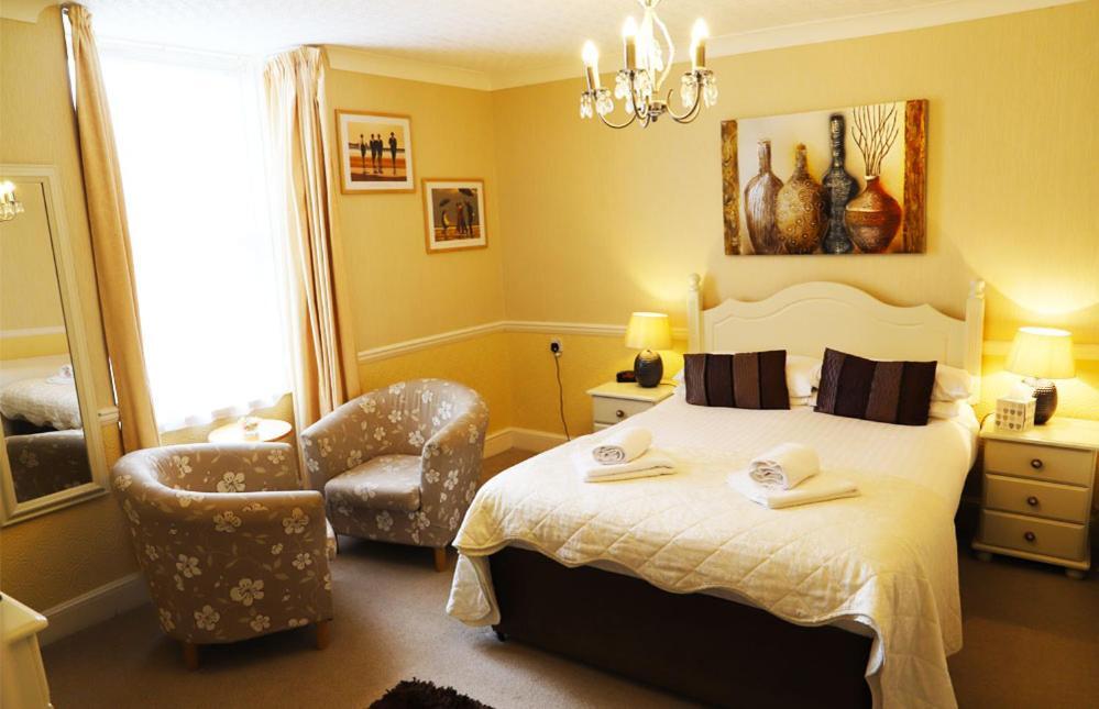 Bed and Breakfast The Thornhill à Teignmouth Extérieur photo