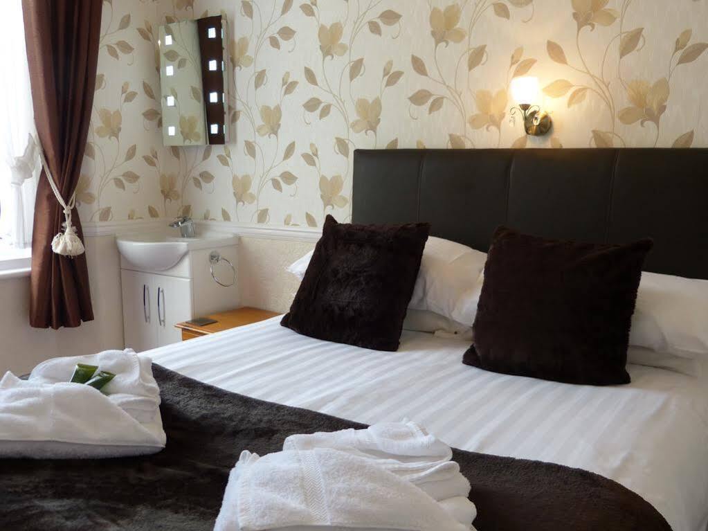 Bed and Breakfast The Thornhill à Teignmouth Extérieur photo